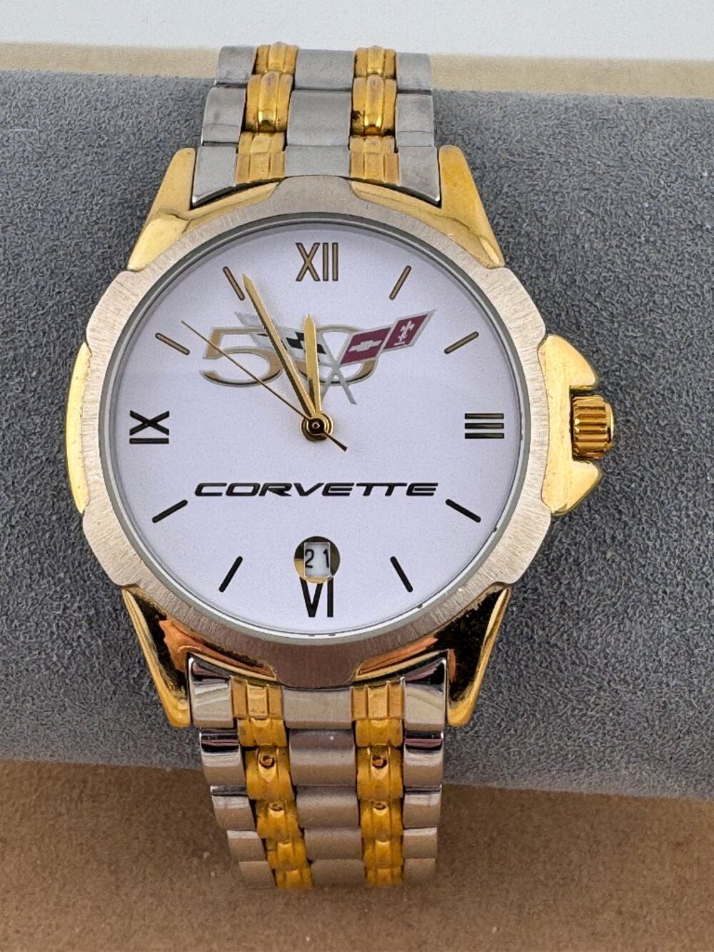 Vintage Corvette wristwatch is a must-have for all the Corvette enthusiasts